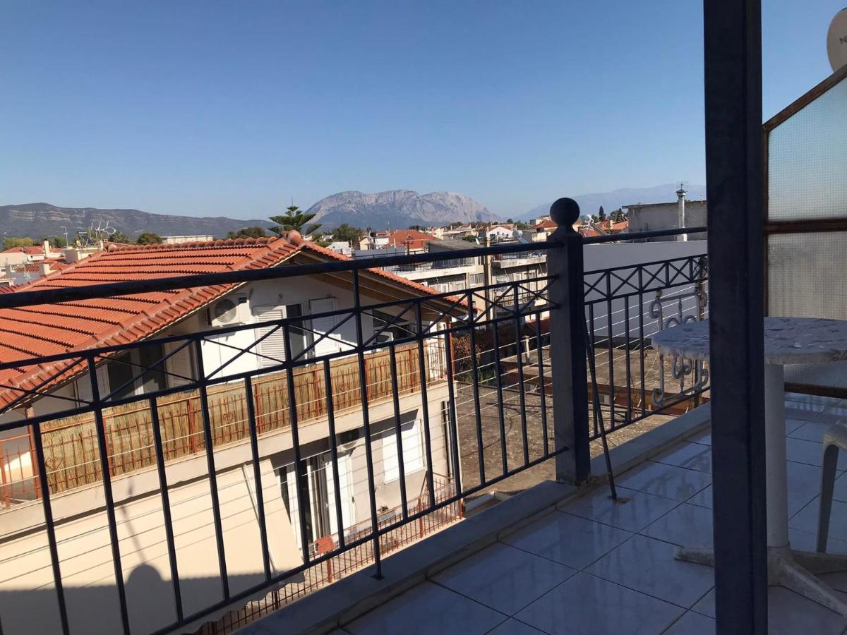 Ion Apartments Messolonghi Single Bed Room Mountain View Loft Mesolóngion Buitenkant foto